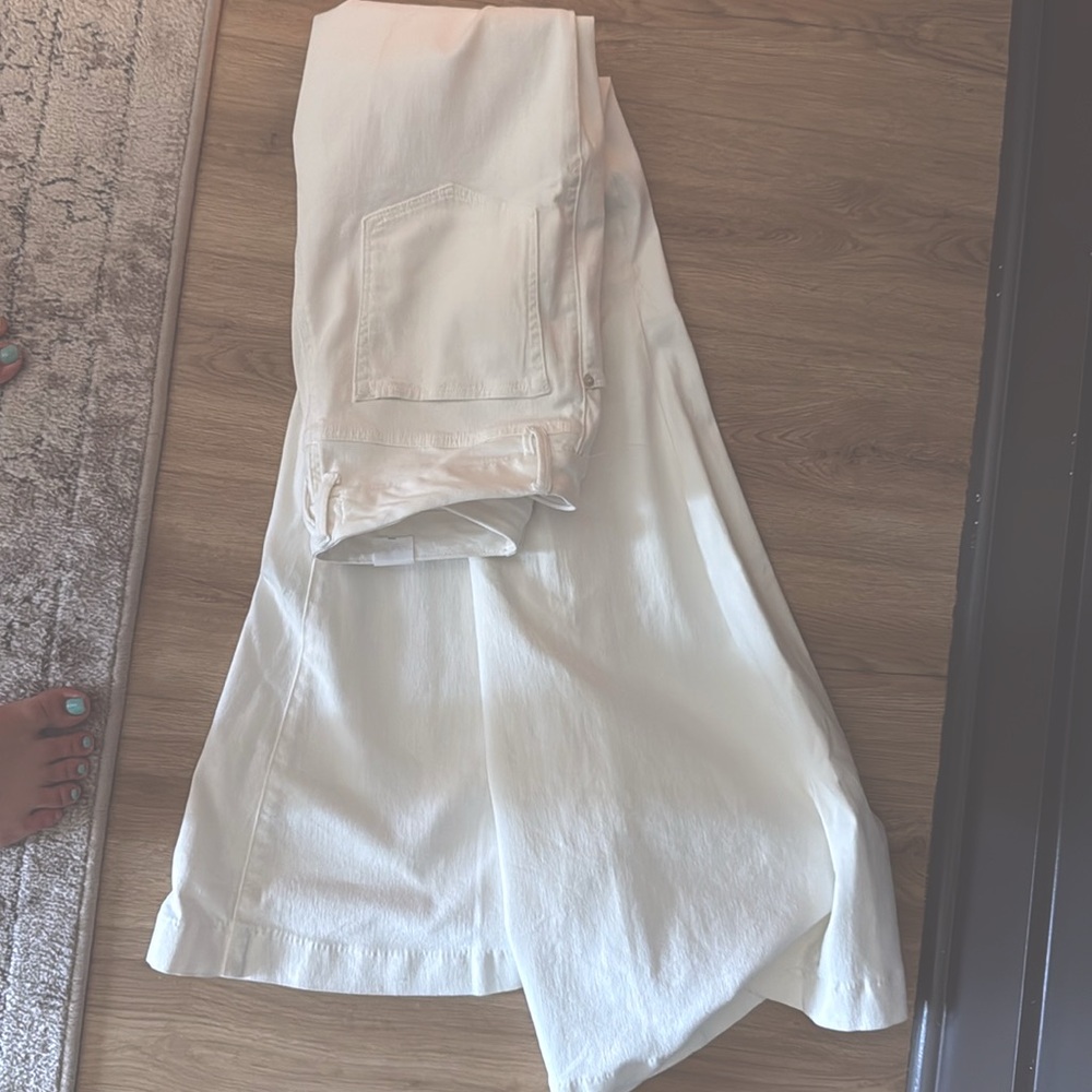 NWT good American Flare Jeans size 12/31